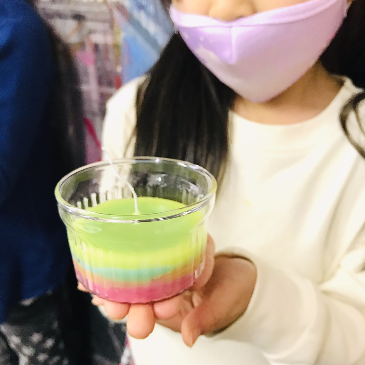 手作り「クレヨンキャンドル」を子供たちに体験いただきました！